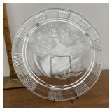 Glass serving plate
