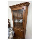 Corner cabinet crack in glass contacts not