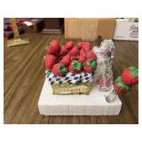 Strawberry spreader set