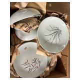 Miscellaneous plates and bowls