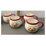 4 Japan santa mugs