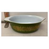 Pyrex cookware