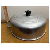 Retro cake cover