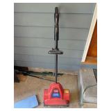 Toro power shovel