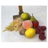 Miniature fruits and veggies