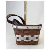 Longaberger Make a basket with star tacks