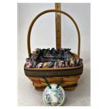 Longaberger 1998 small Easter with Liner and