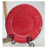 Longaberger Tomato dinner plate light utensil