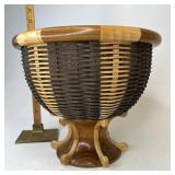 Longaberger Masters studio centerpiece with box