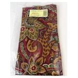 Longaberger Set of two Crimson hill napkins