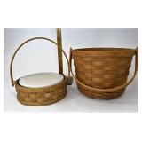 Longaberger Small pie with lidded protector and