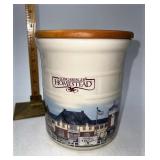 Longaberger Homestead 2 quart crock with lid