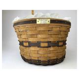 Longaberger JW apple, liner is Velcro