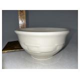 Longaberger USA ivory dessert bowl