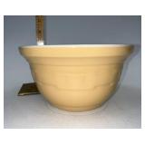Longaberger NIB Butternut medium mixing bowl