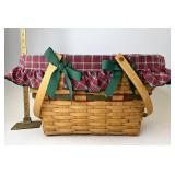 Longaberger Holiday hostess with liner