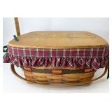 Longaberger Holiday hostess with liner protector