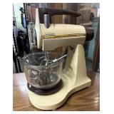 Vintage sunbeam mixmaster