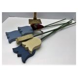 Wooden flowers and bird