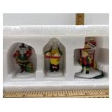 Department 56 Baker elves