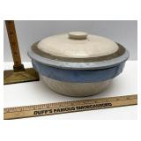 Electric scientific stoneware covered casserole