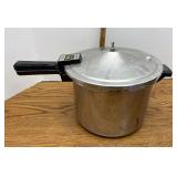 Pressure cooker