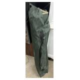 Green camp chair with bag