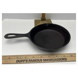 Size 3 cast iron skillet