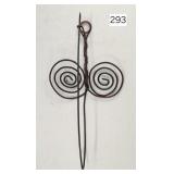 Primitive Twist Wire Wall Hanger - 10'