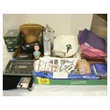 2 NEW CASINO SETS, 2 ALUMINUM POKER CHIPS CASE 2 NEW CASINO SETS, 2 ALUMINUM POKER CHIPS CASE