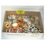 FLAT OF COSTUME JEWELRY FLAT OF COSTUME JEWELRY