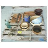 PALLET WITH STONEWARE BOWLS, ROLLING PINS, MEAT