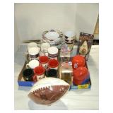 ST. LOUIS CARDINALS FOOTBALL, BEER MUGS, PLAYING ST. LOUIS CARDINALS FOOTBALL, BEER MUGS, PLAYING