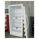 FRIGIDAIRE UPRIGHT FREEZER