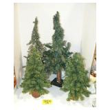 4 ARTIFICIAL SMALL CHRISTMAS TREES 4 ARTIFICIAL SMALL CHRISTMAS TREES