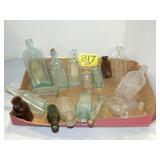 FLAT OF VINTAGE MEDICINE BOTTLES FLAT OF VINTAGE MEDICINE BOTTLES
