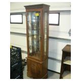 6' CURIO CABINET 6' CURIO CABINET