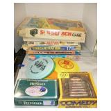 GAMES, FRISBEES, CASSETTE SET GAMES, FRISBEES, CASSETTE SET