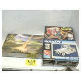 3 SEALED MODEL KITS 3 SEALED MODEL KITS