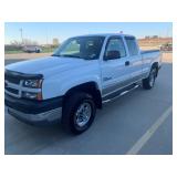 2004 CHEVROLET EXTENDED CAB DURAMAX 4 X 4