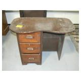 SMALL WOODEN DESK (COULD USE TLC AND A PAINT JOB) SMALL WOODEN DESK (COULD USE TLC AND A PAINT JOB)