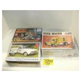 3 SEALED MODEL KITS 3 SEALED MODEL KITS