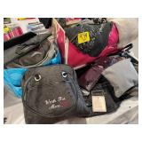 LARGE GROUP OF THIRTY-ONE PURSES, LADIES PURSES
