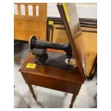 ANTIQUE WHITE ROTARY SEWING MACHINE IN WOODEN