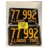 PAIR OF 1942 ILLINOIS LICENSE PLATES