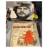 GROUP OF VINYL RECORD ALBUMS