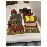 GROUP OF PLASTIC RAILROAD Dï¿½COR HOUSES