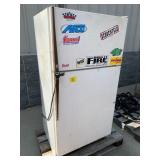 KENMORE GARAGE FRIDGE / FREEZER