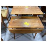 DROP-LEAF WOODEN ACCENT TABLE, WOODEN HEART