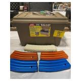 .308 MAG CAN (PLASTIC), GROUP OF COLORED CLIPS